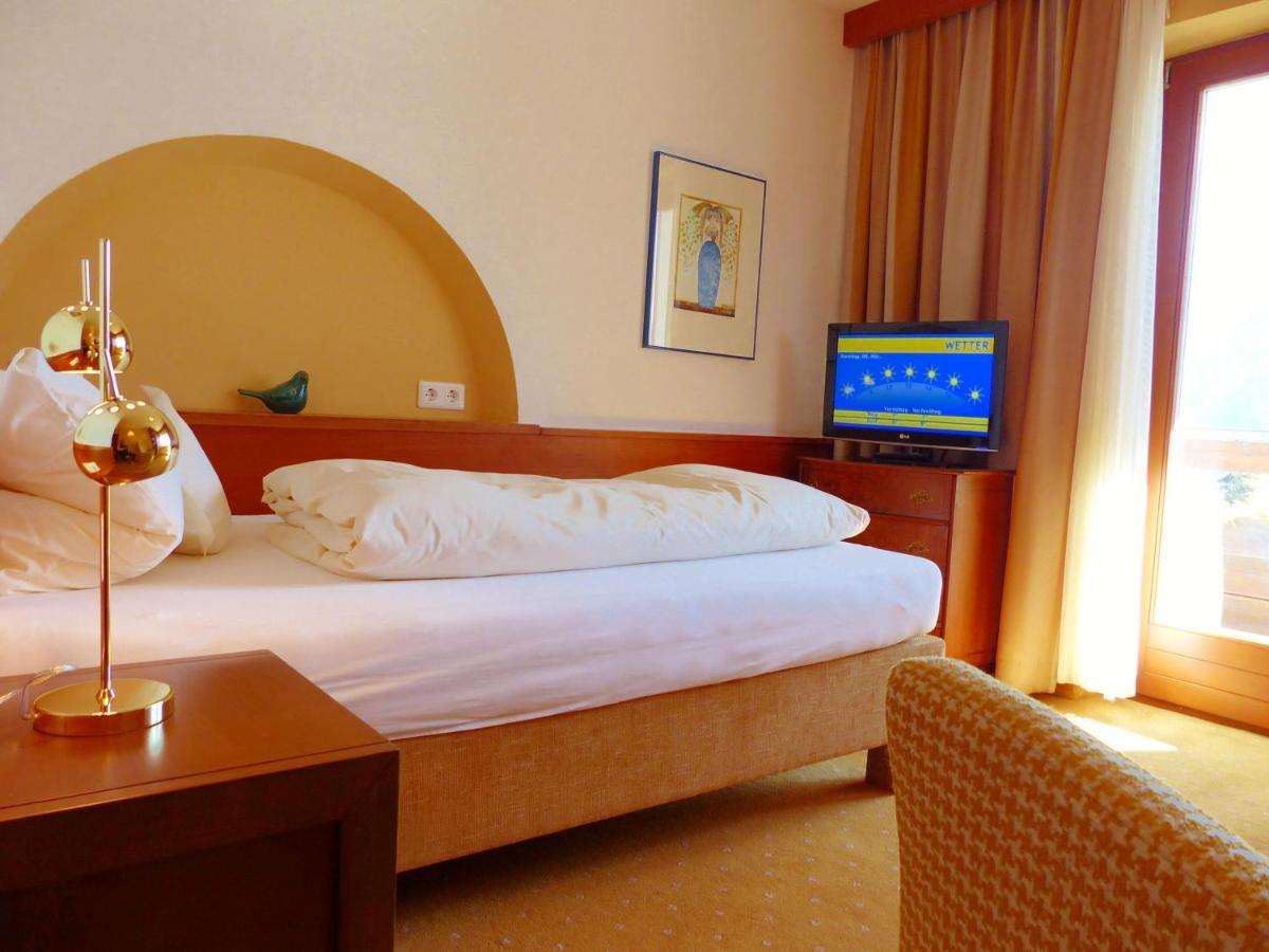 Hotel Garni Zerzer Serfaus Luaran gambar