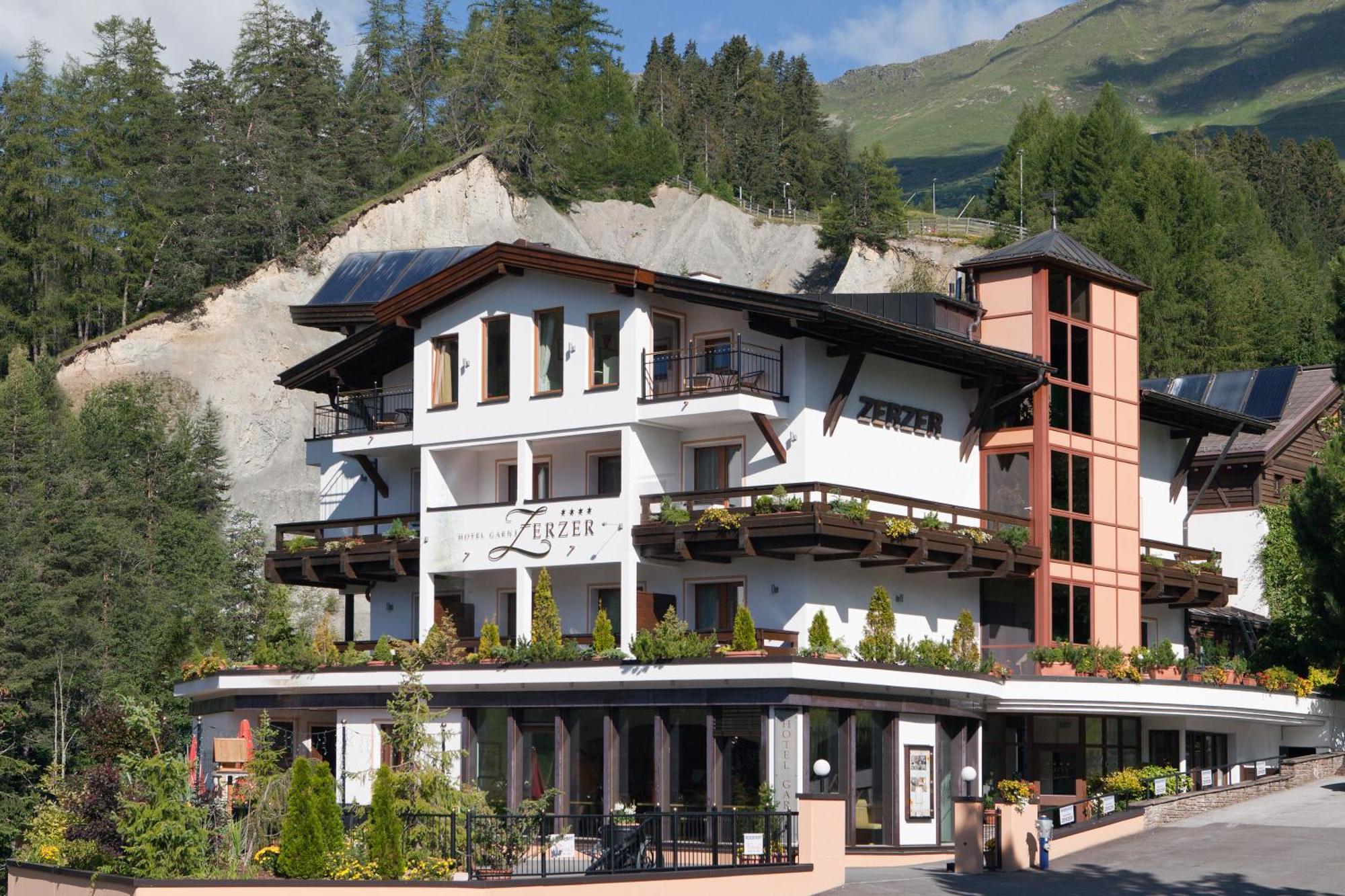 Hotel Garni Zerzer Serfaus Luaran gambar