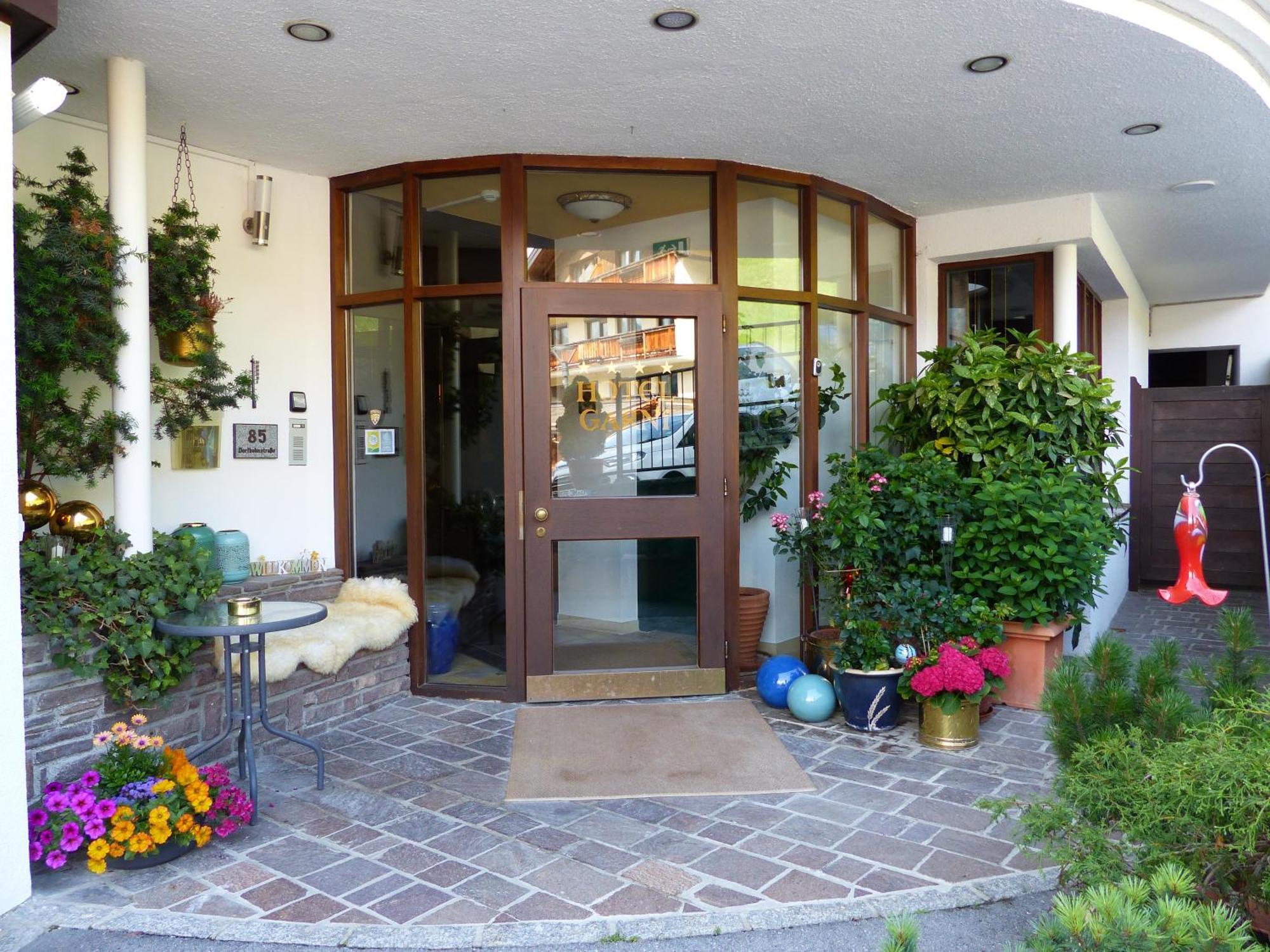Hotel Garni Zerzer Serfaus Luaran gambar