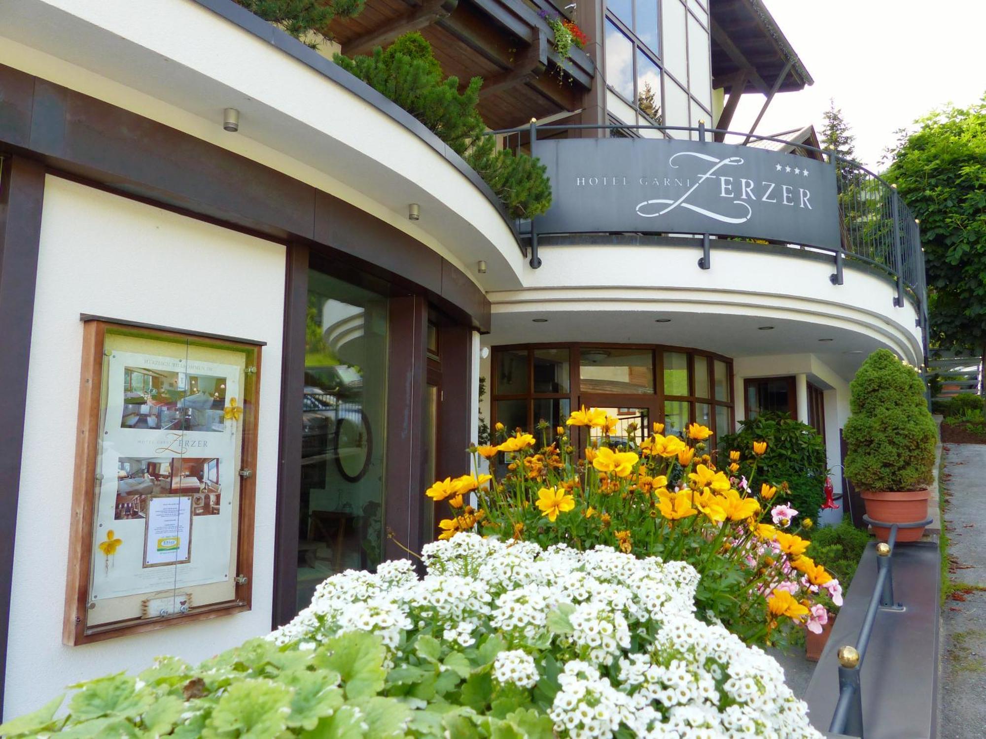 Hotel Garni Zerzer Serfaus Luaran gambar
